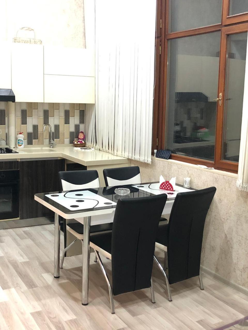 Luxury Old City Apartment Баку Екстериор снимка